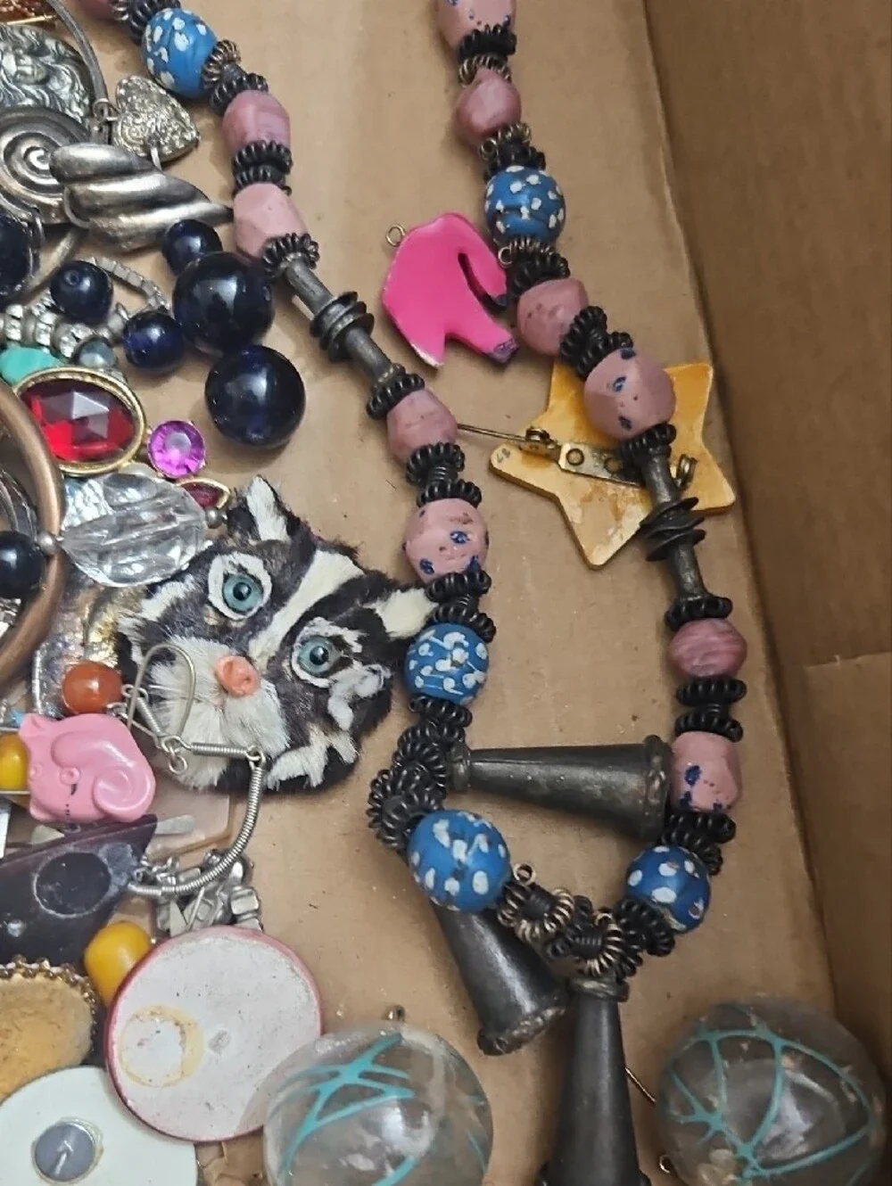 Bundola sorted jewelry for jewelry making over two pounds